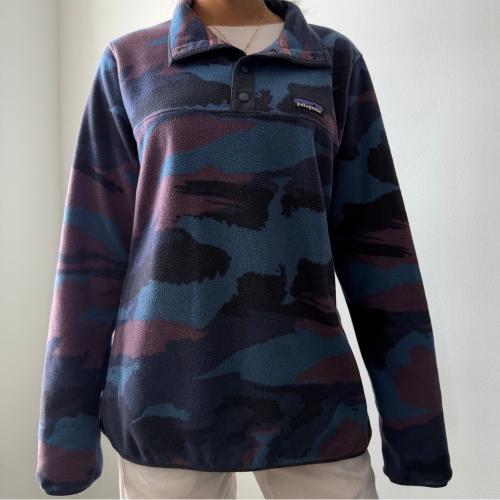 Patagonia Blue Camouflage Fleece Pullover - Large